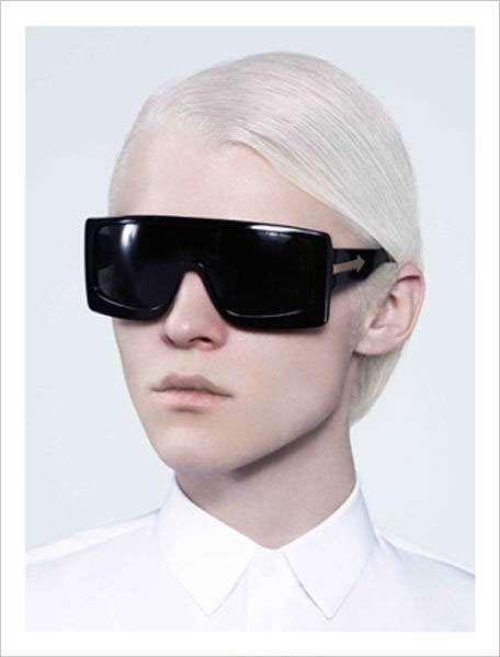 Karen Walker 2011春夏眼鏡廣告 高清圖片