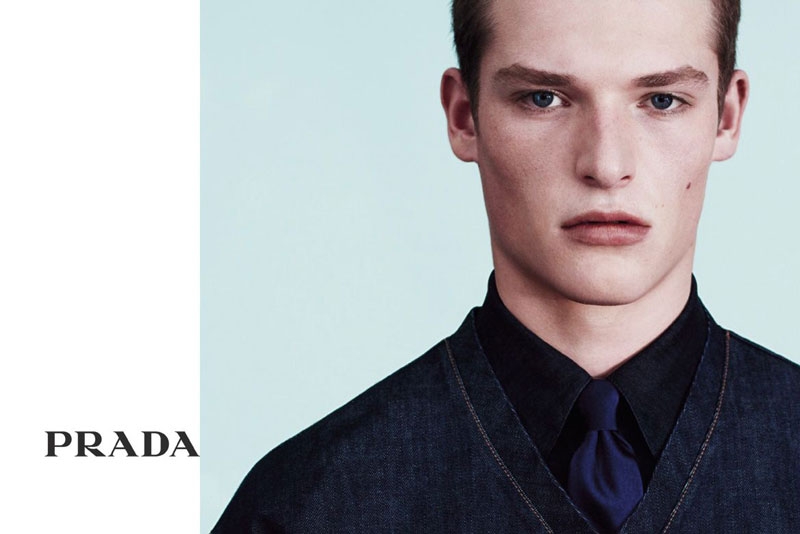 Prada 2011bV DƬ