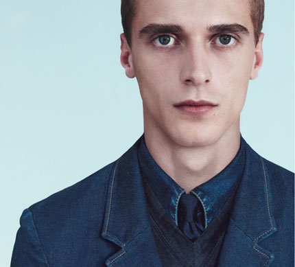 Prada 2011bV DƬ