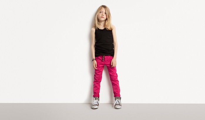ZARA 2011ͯb3LookBook DƬ