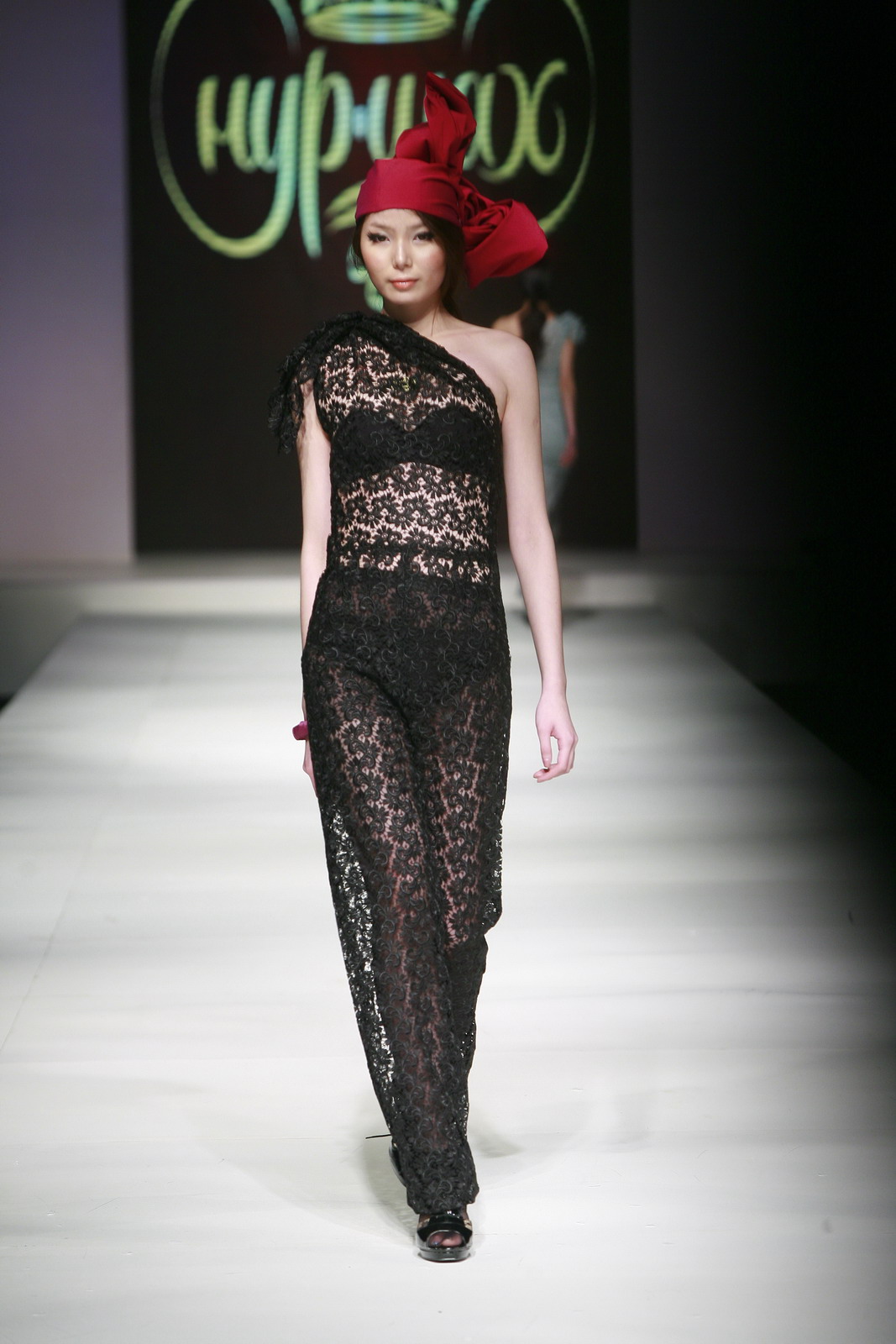 Nur-Shah by Fariza Kaiseneva 2011秋冬