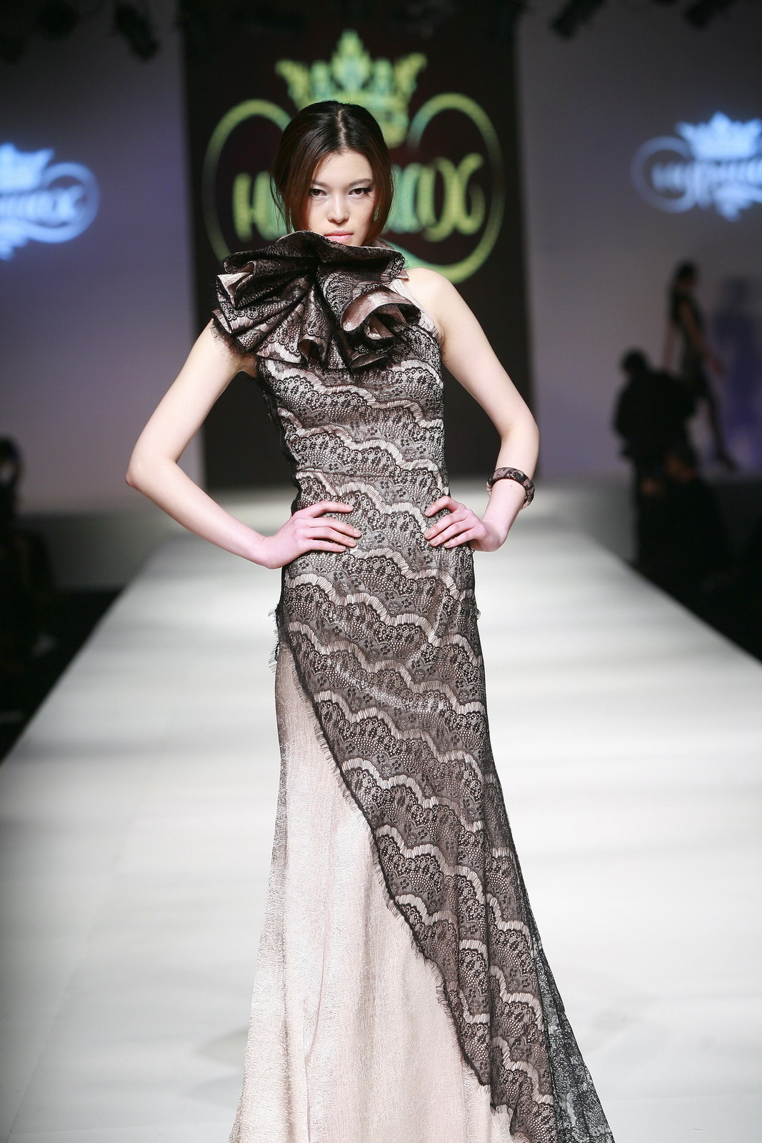 Nur-Shah by Fariza Kaiseneva 2011秋冬