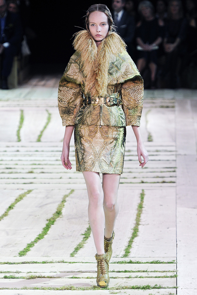 Alexander McQueen 2011 LookbookDƬ