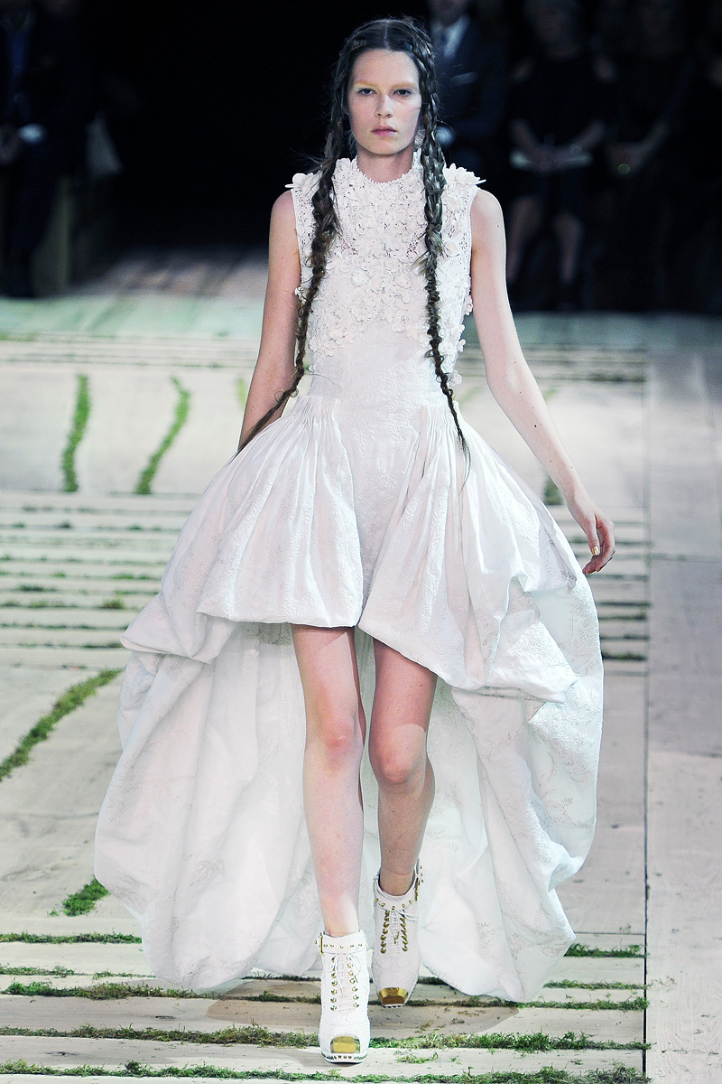Alexander McQueen 2011 LookbookDƬ