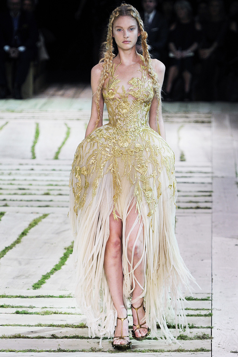Alexander McQueen 2011 LookbookDƬ