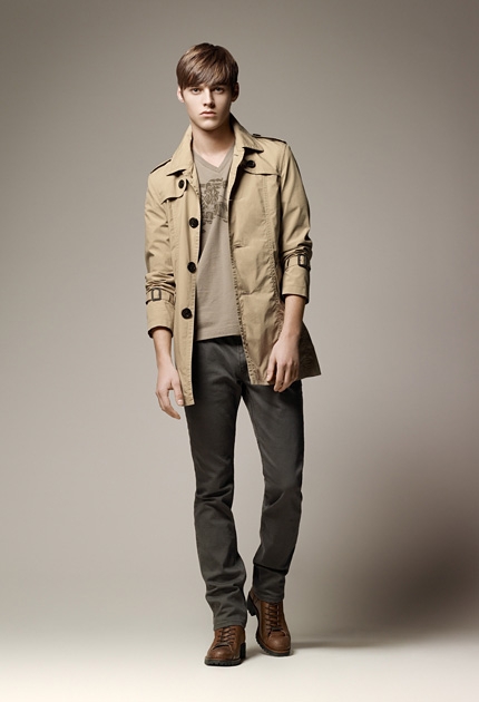 BURBERRY BLUE LABEL 2011 bLookBook DƬ