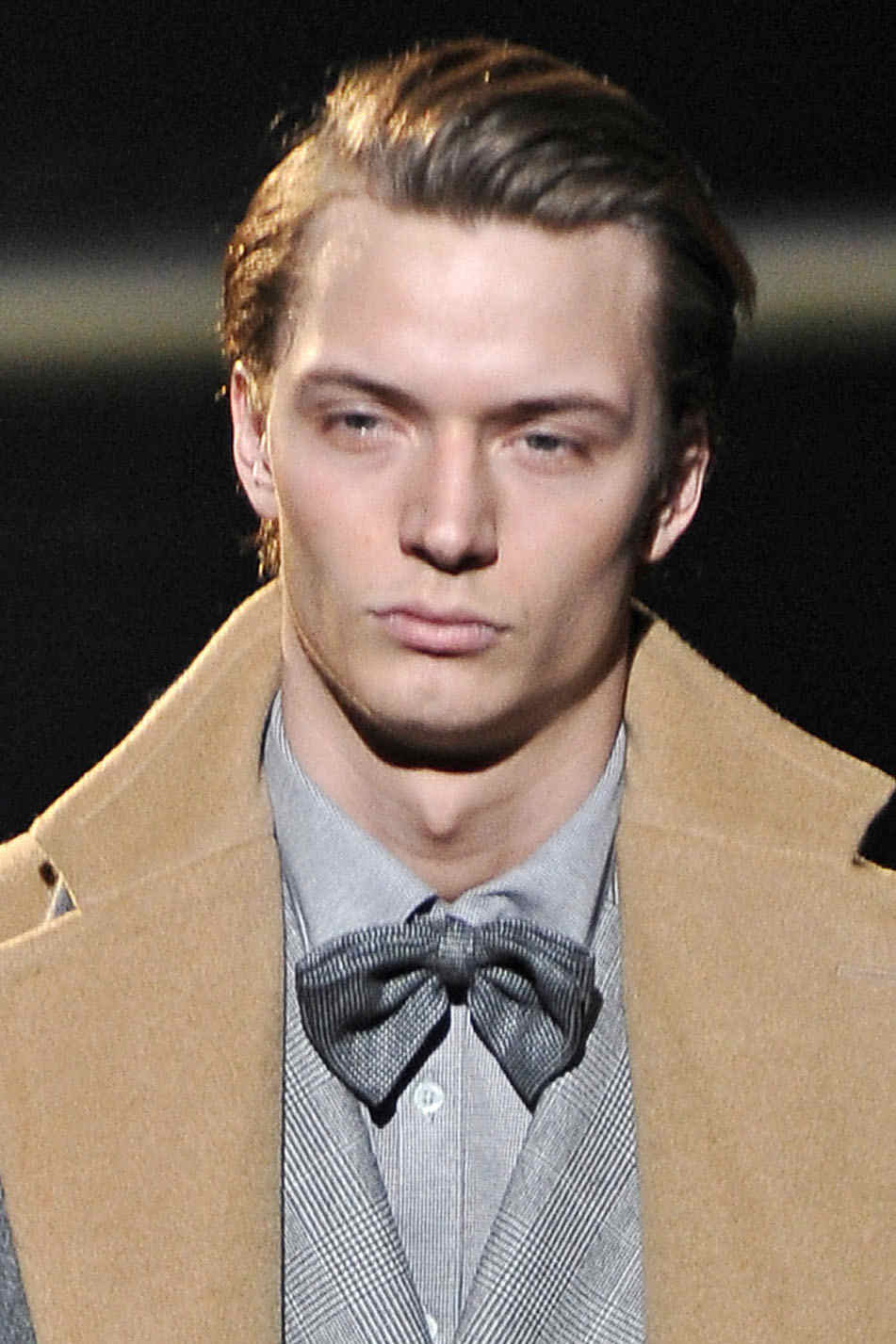 Corneliani 2011ﶬbDƬ