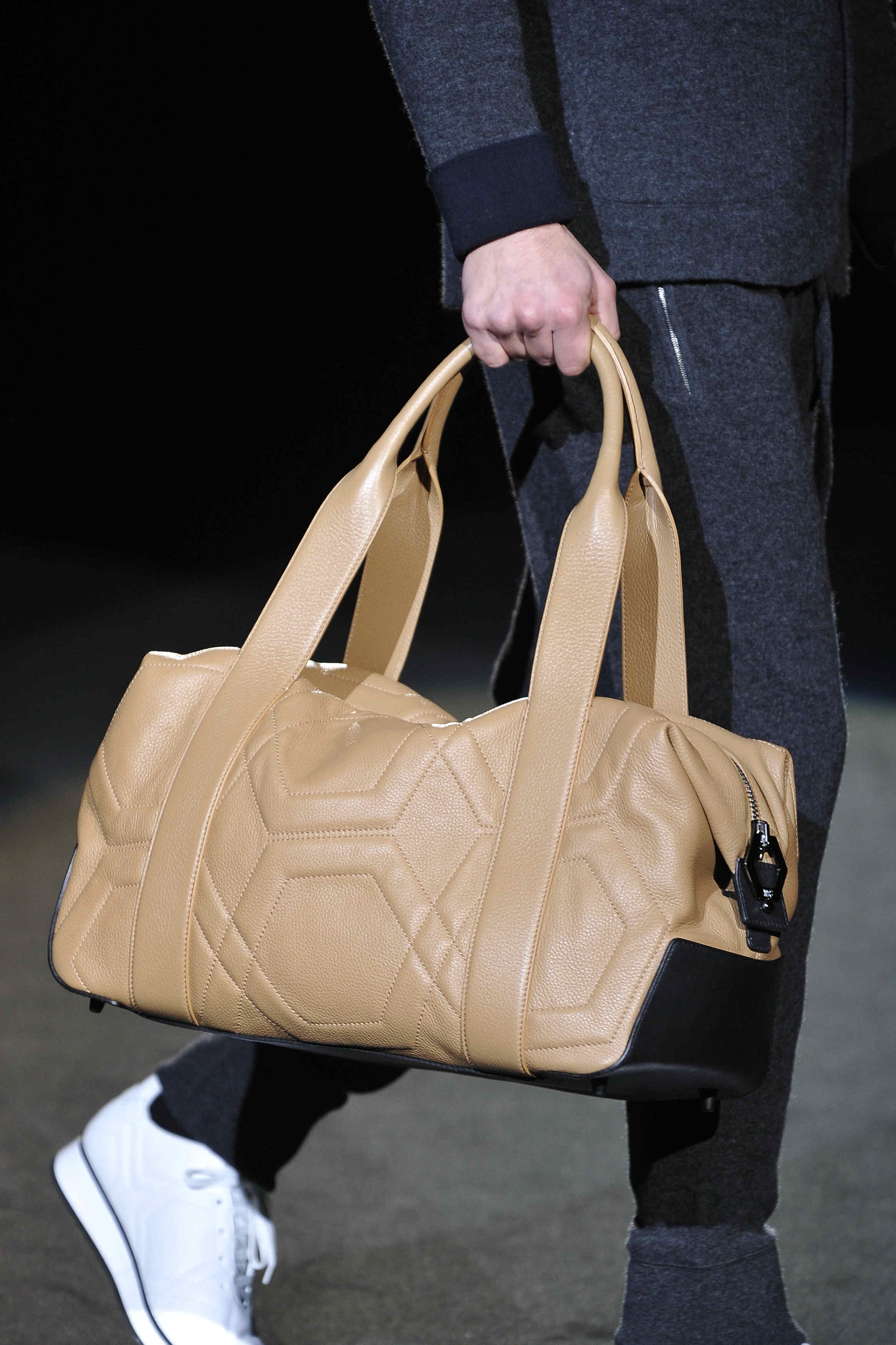 Dirk Bikkembergs 2011ﶬbDƬ