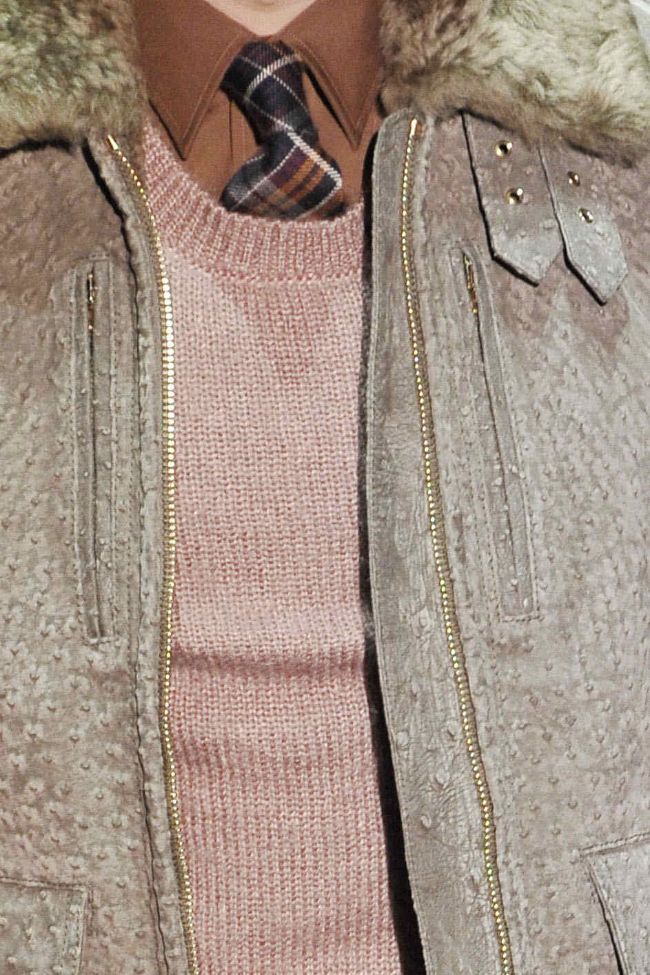 Gucci 2011ﶬbDƬ