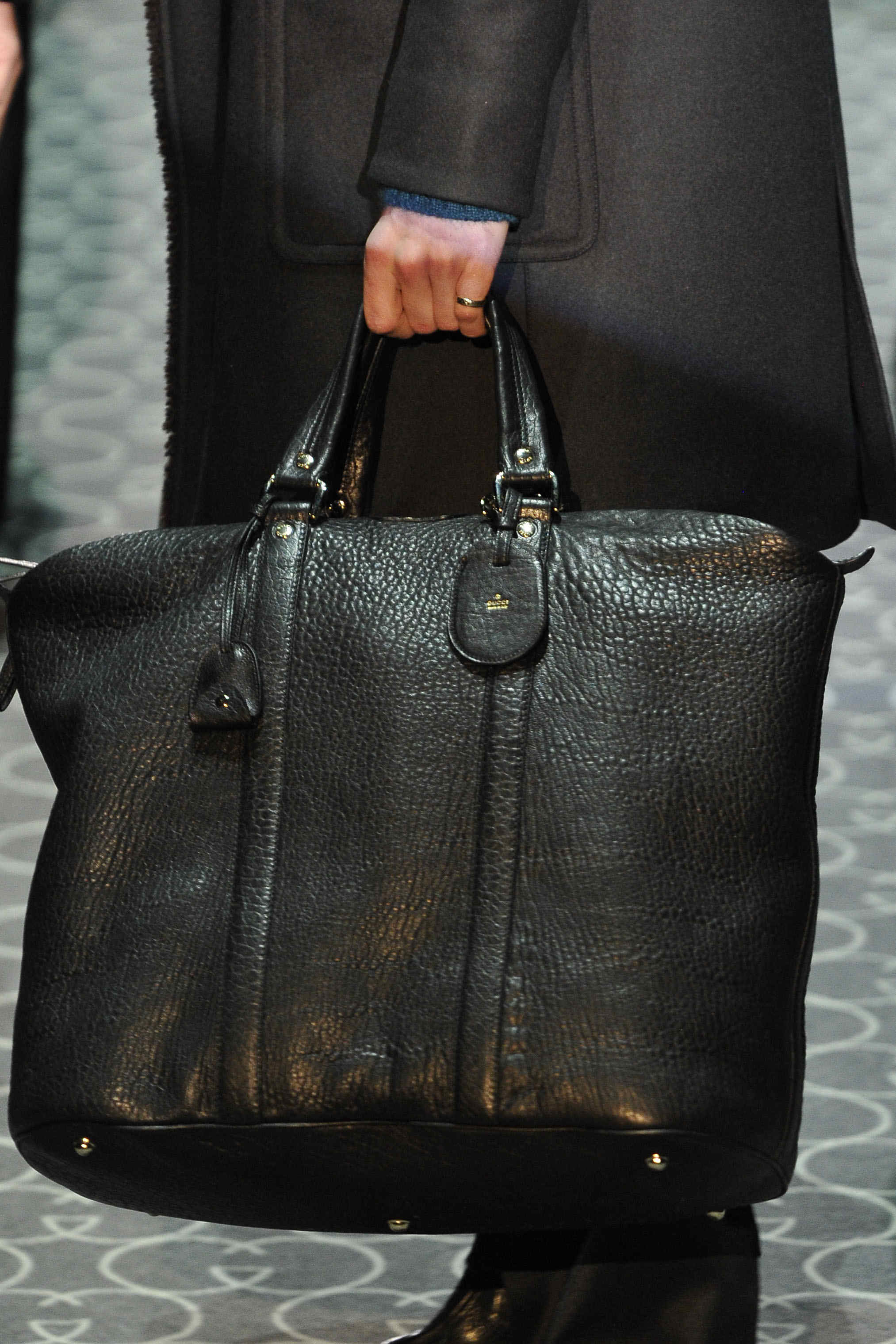 Gucci 2011ﶬbDƬ