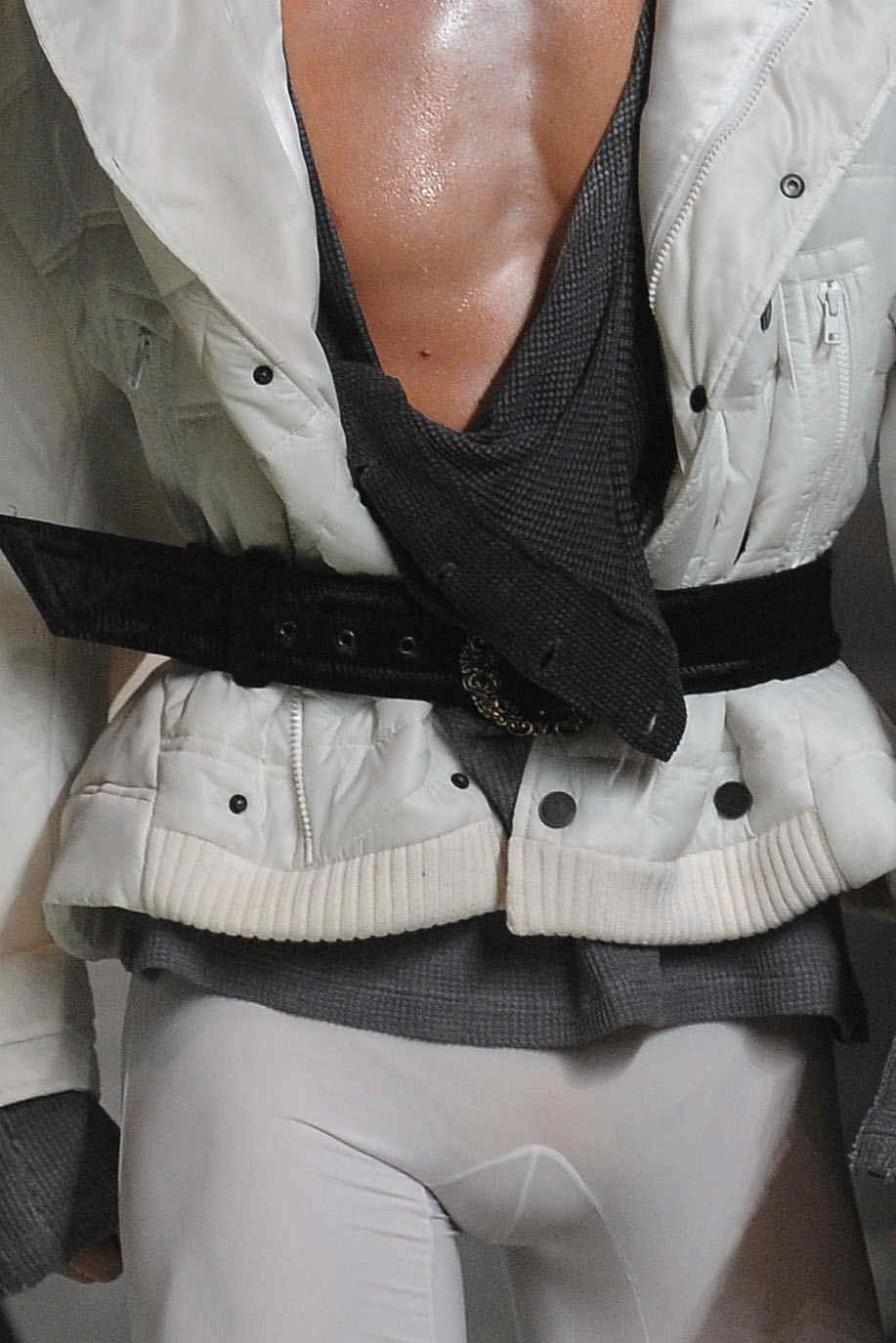 John Galliano 2011ﶬbDƬ