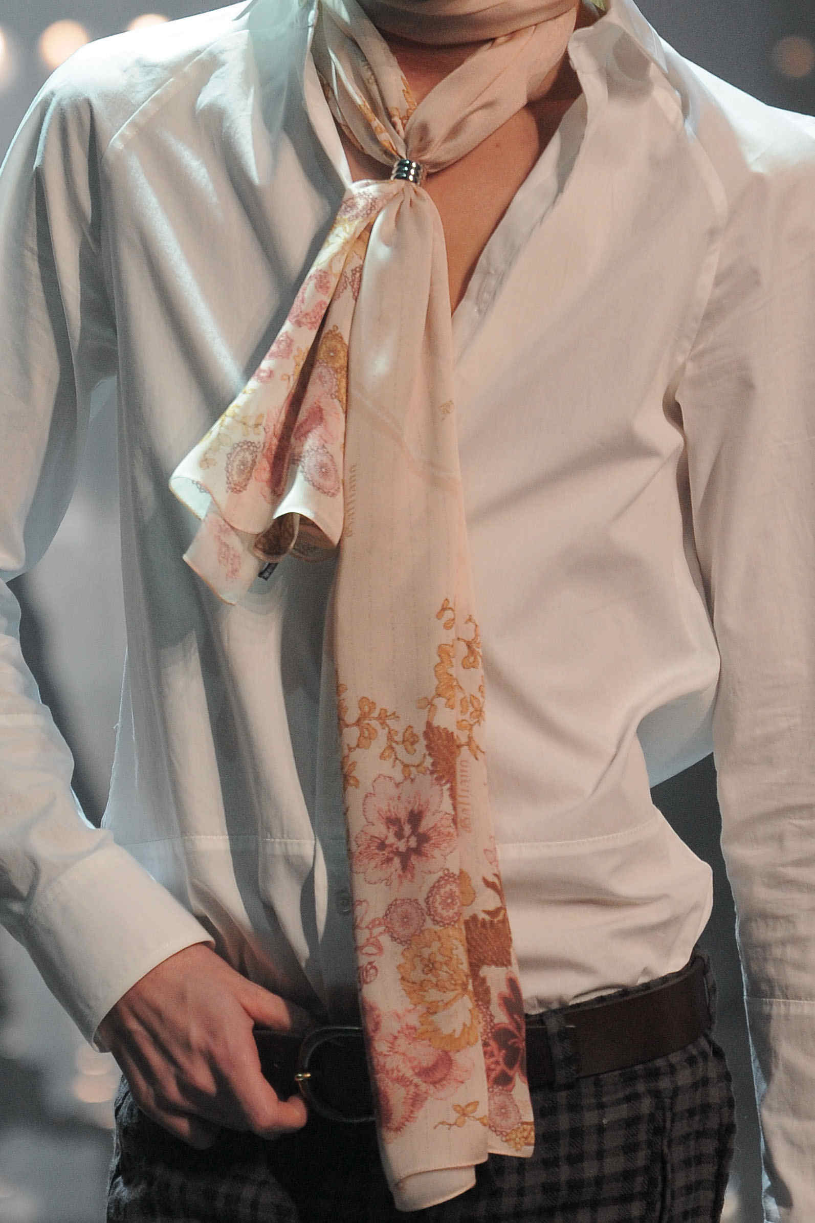 John Galliano 2011ﶬbDƬ
