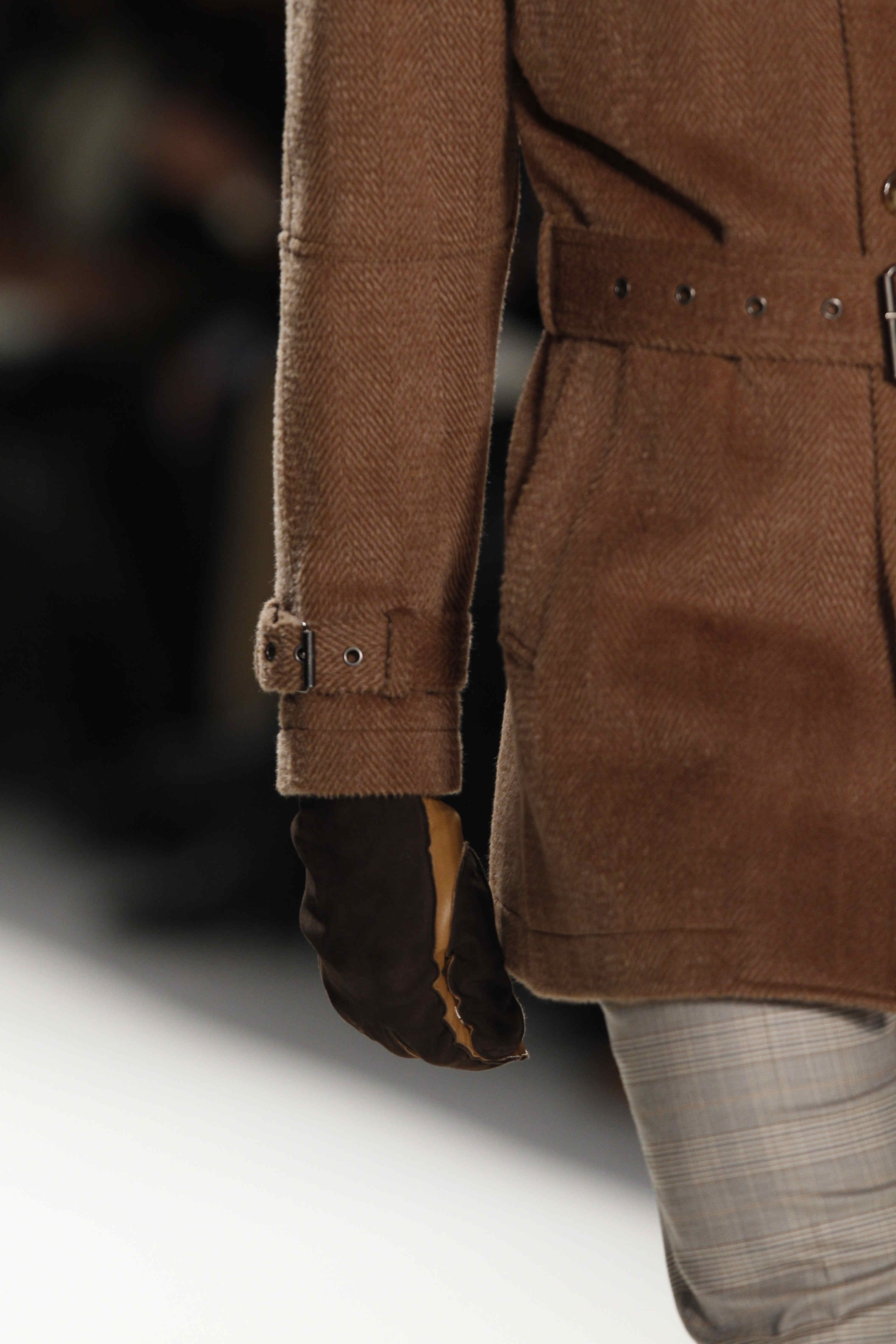 Perry Ellis 2011ﶬbDƬ