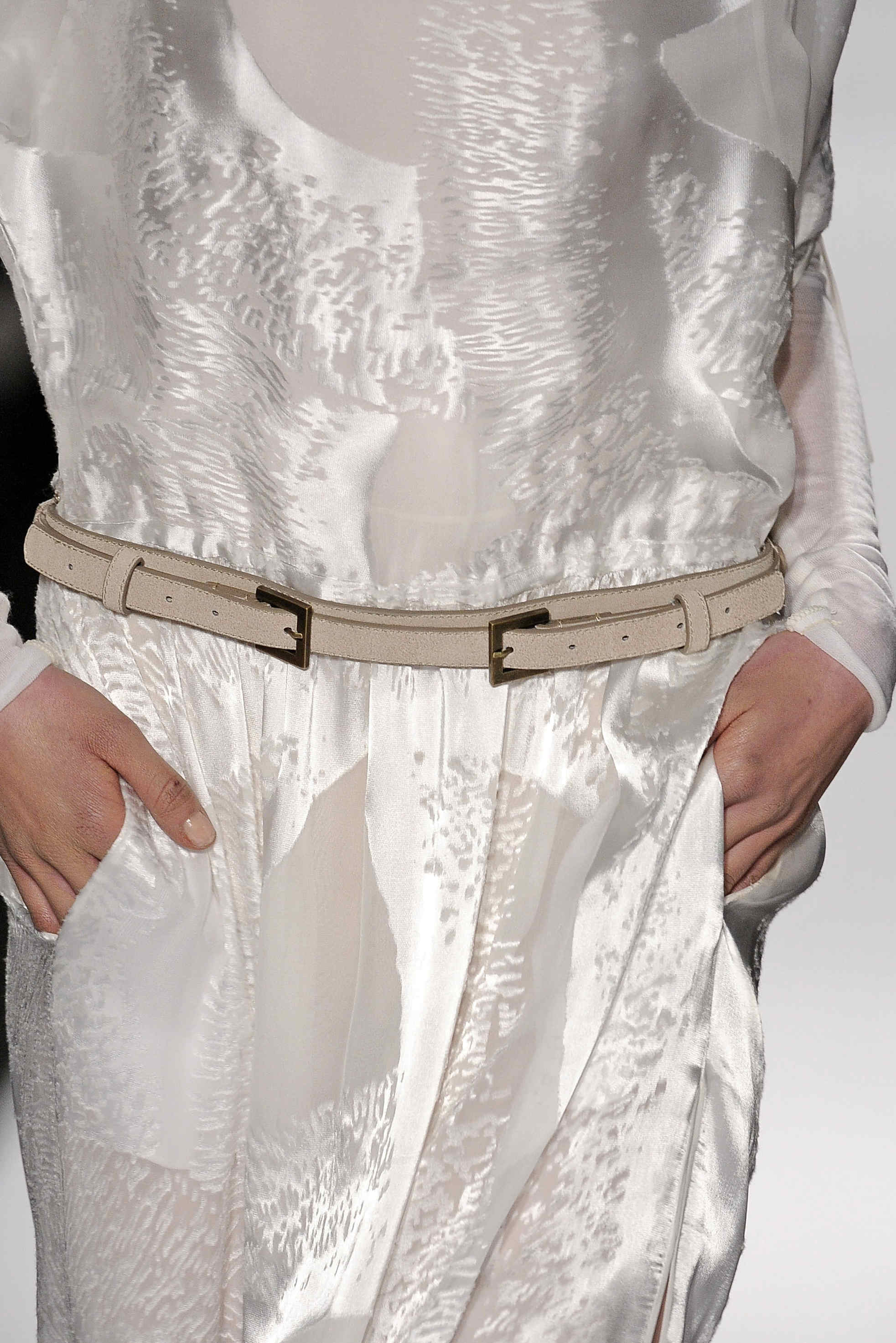 BCBG Max Azria 2011ﶬŮʿDƬ