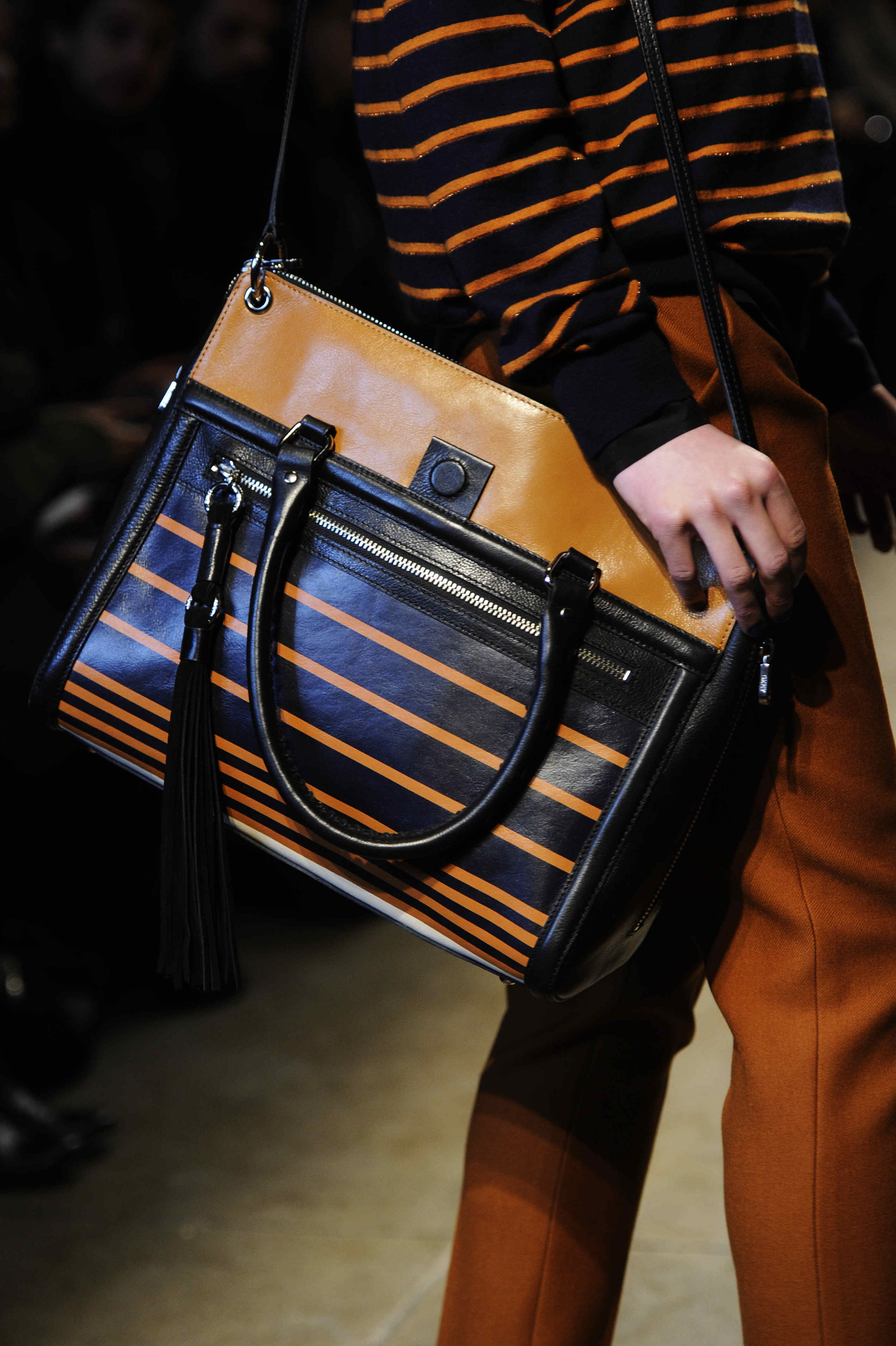 DKNY 2011ﶬŮʿDƬ