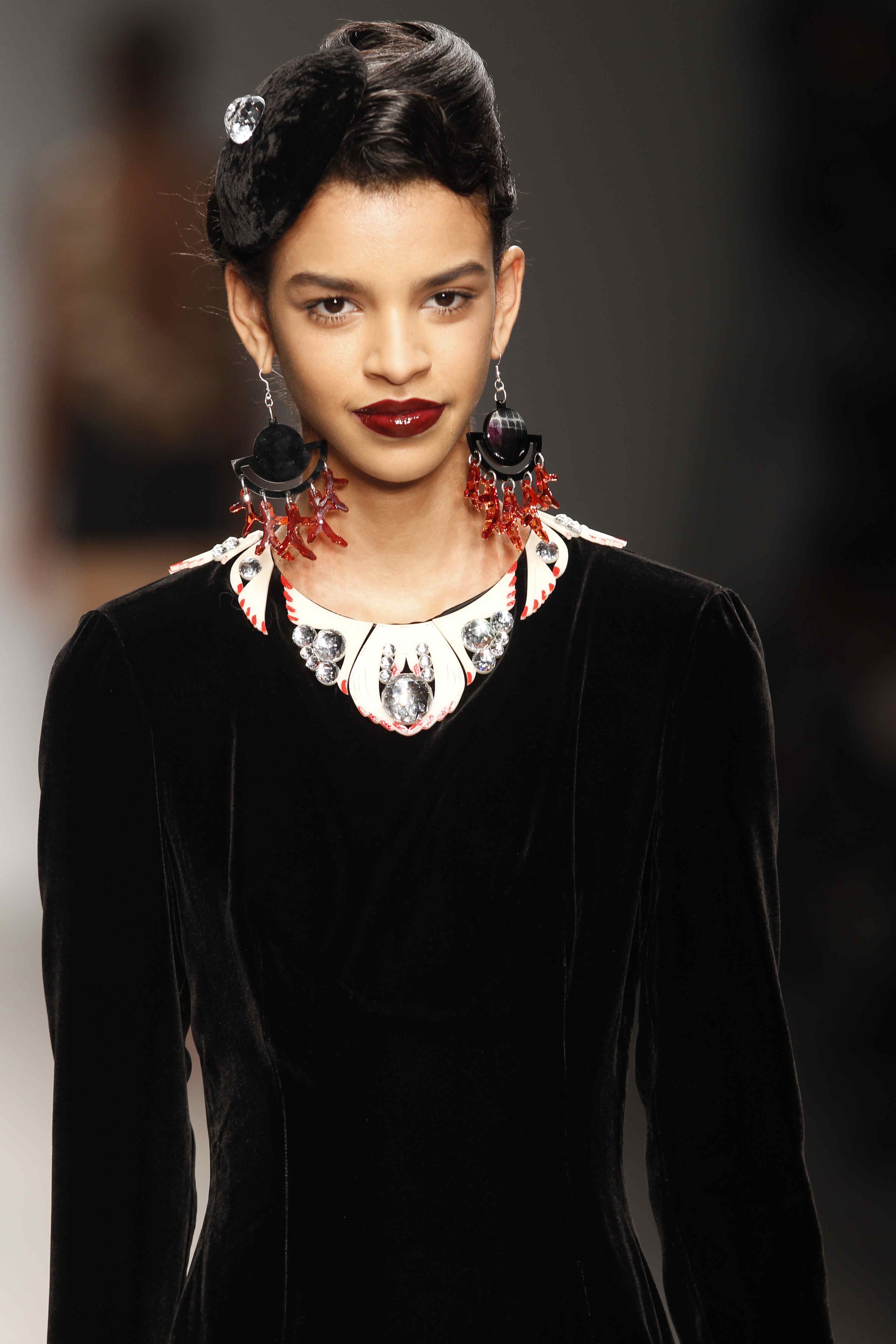 Holly Fulton 2011ﶬŮʿDƬ
