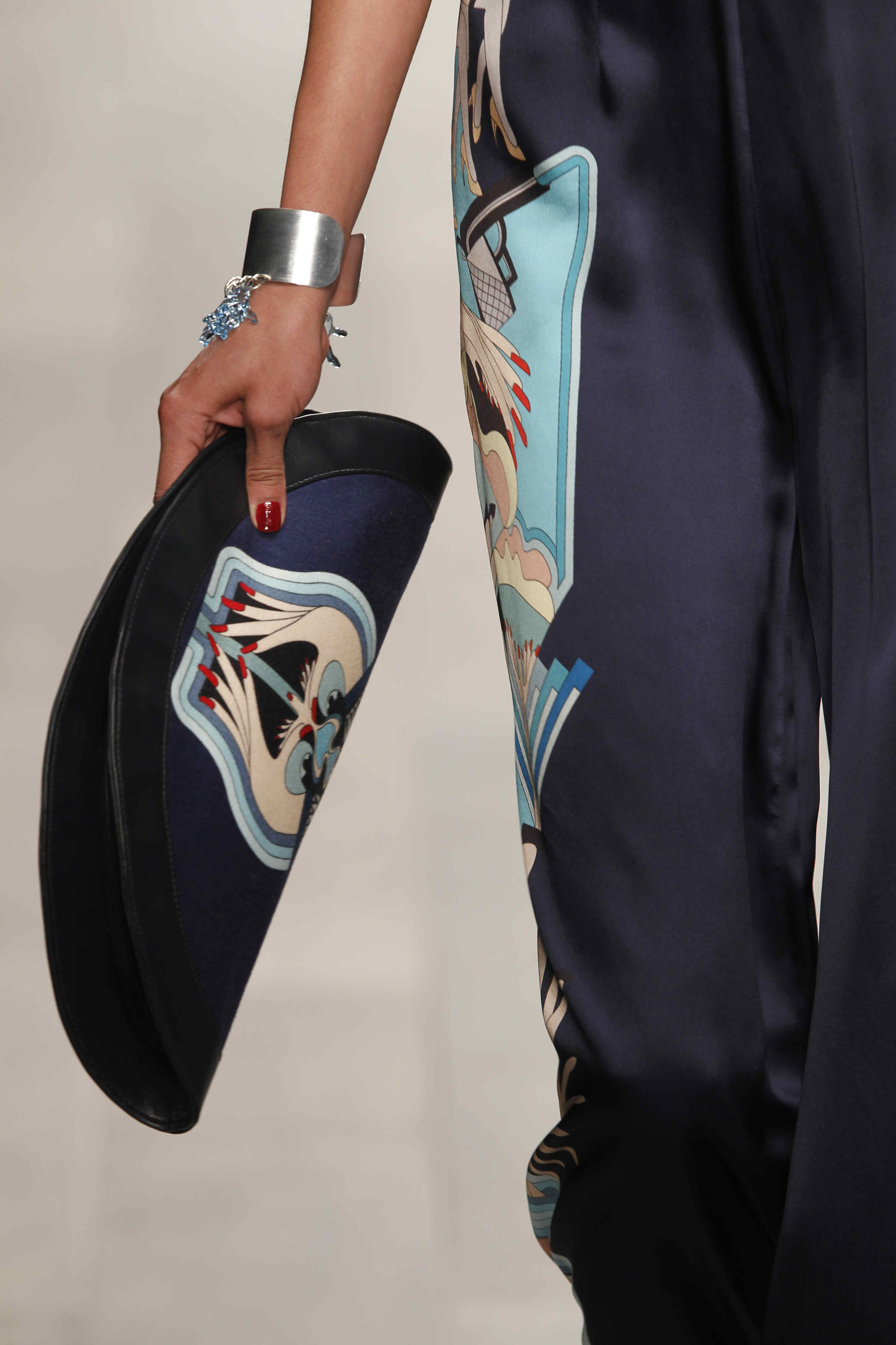 Holly Fulton 2011ﶬŮʿDƬ