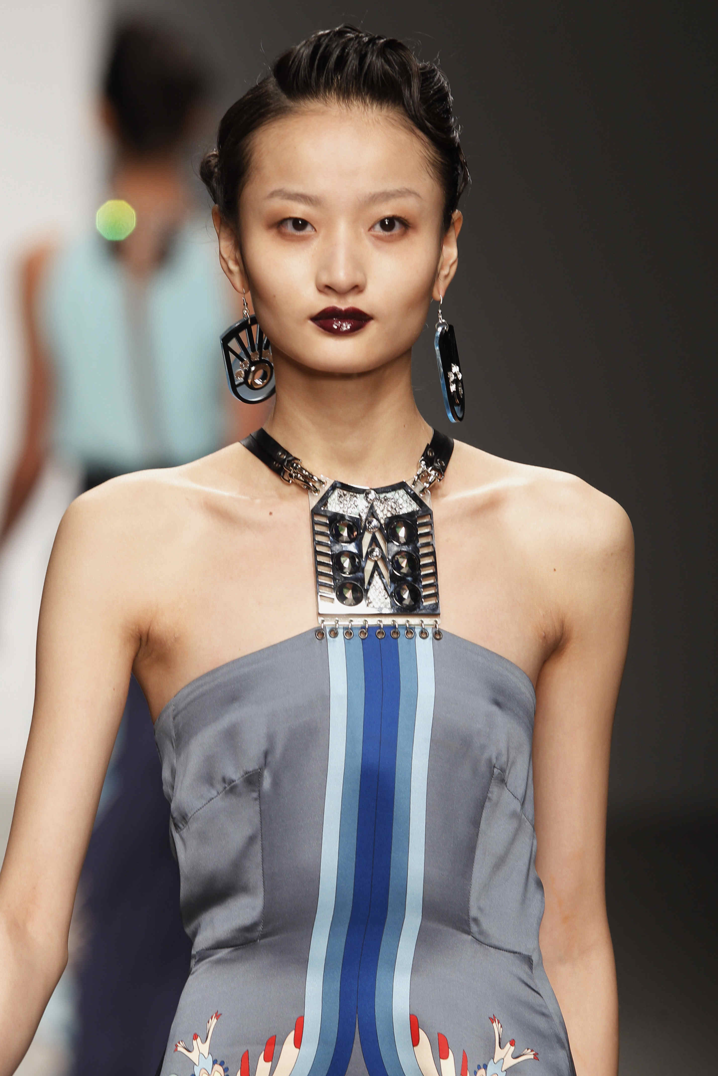 Holly Fulton 2011ﶬŮʿDƬ