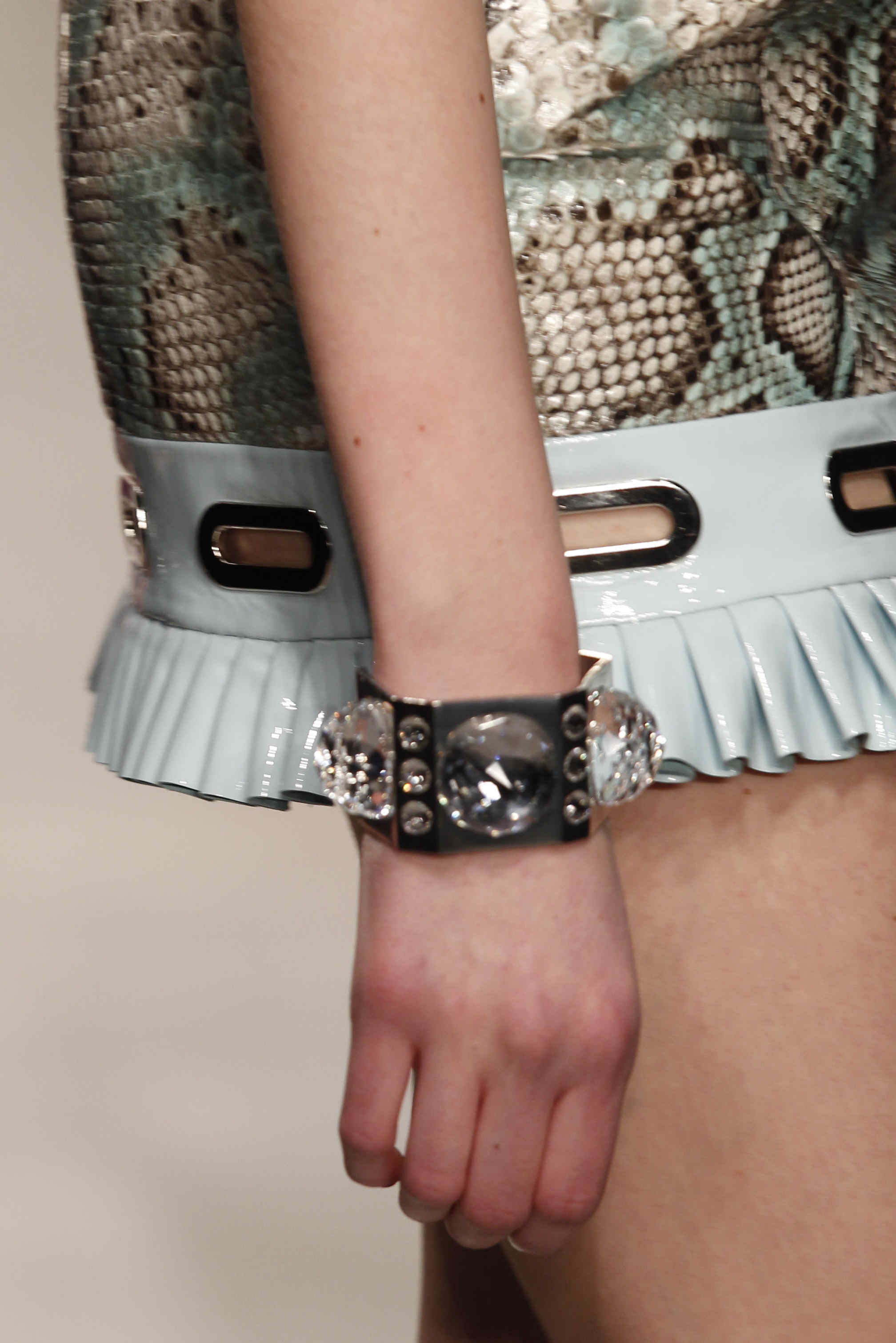 Holly Fulton 2011ﶬŮʿDƬ