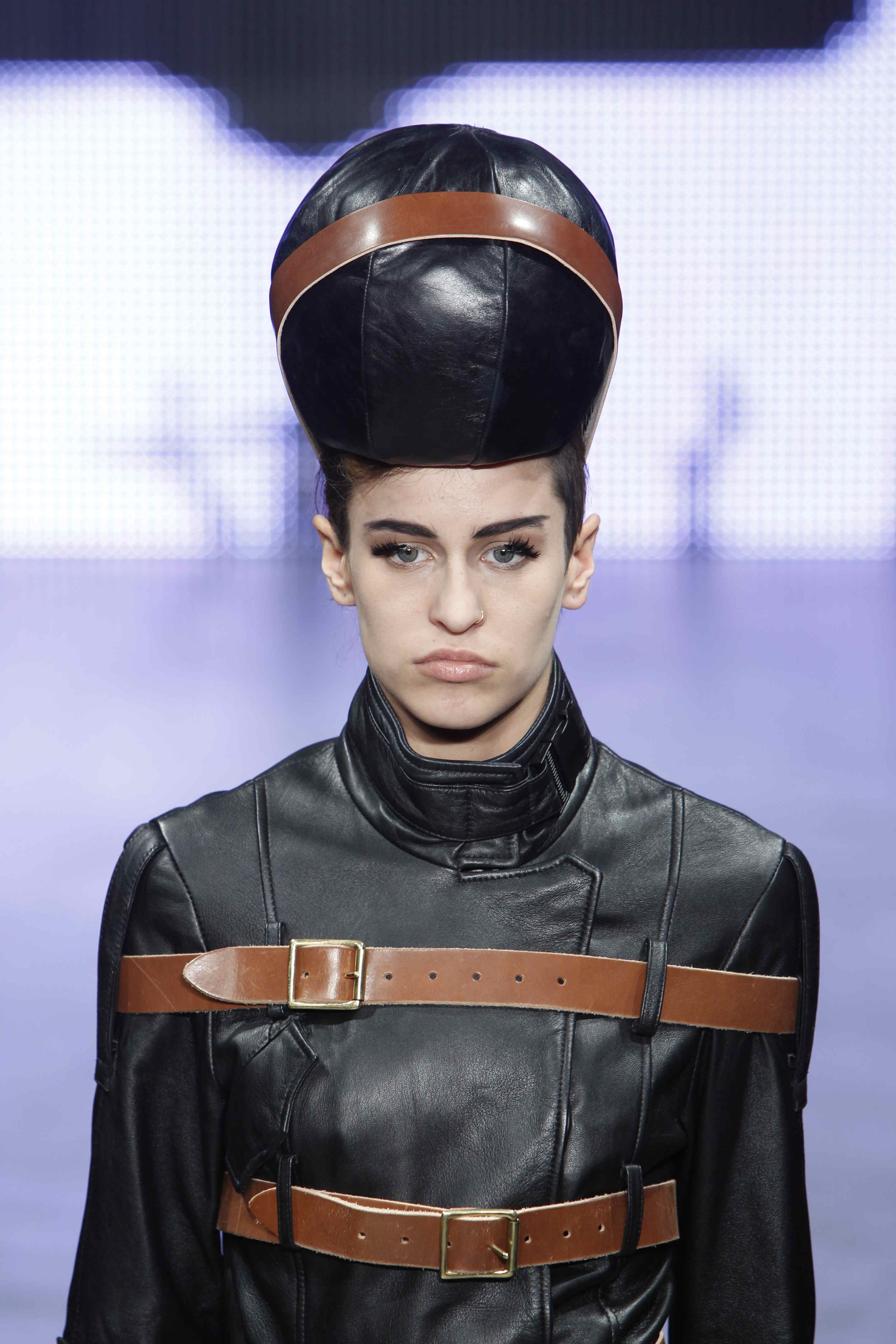 Pam Hogg 2011ﶬŮʿDƬ