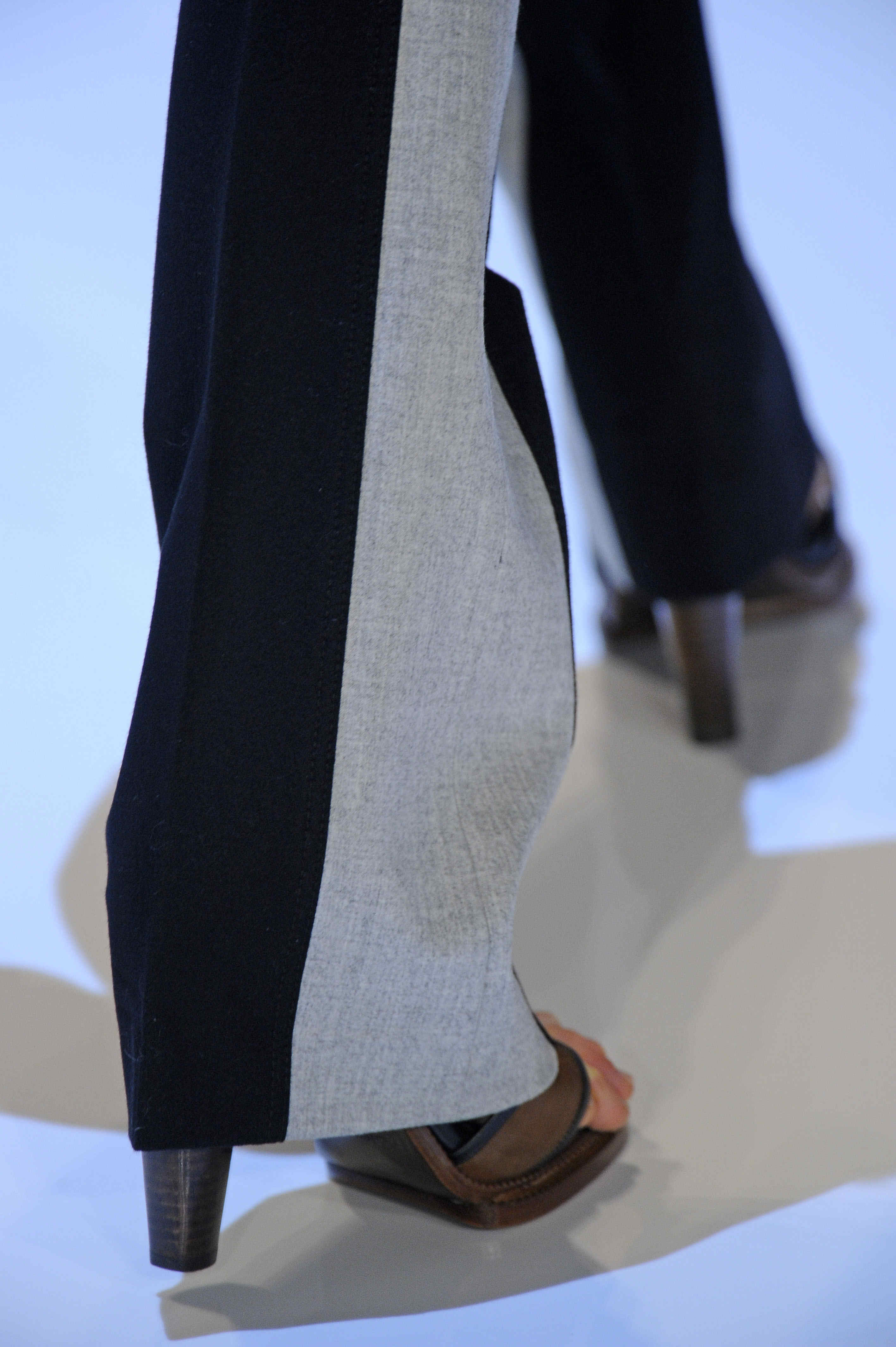 Derek Lam 2011ﶬŮʿЬĸDƬ