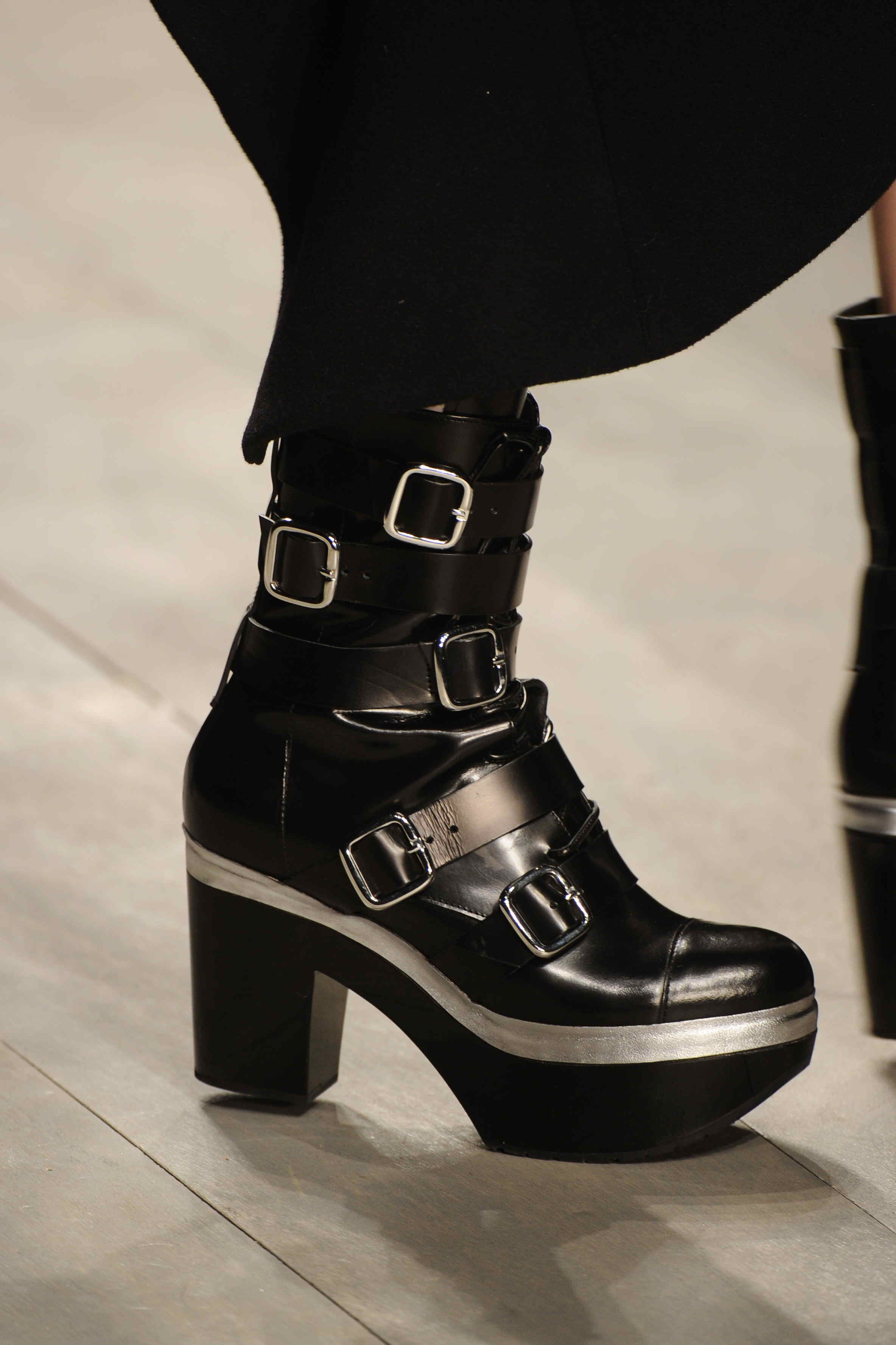 John Rocha 2011ﶬŮʿЬĸDƬ