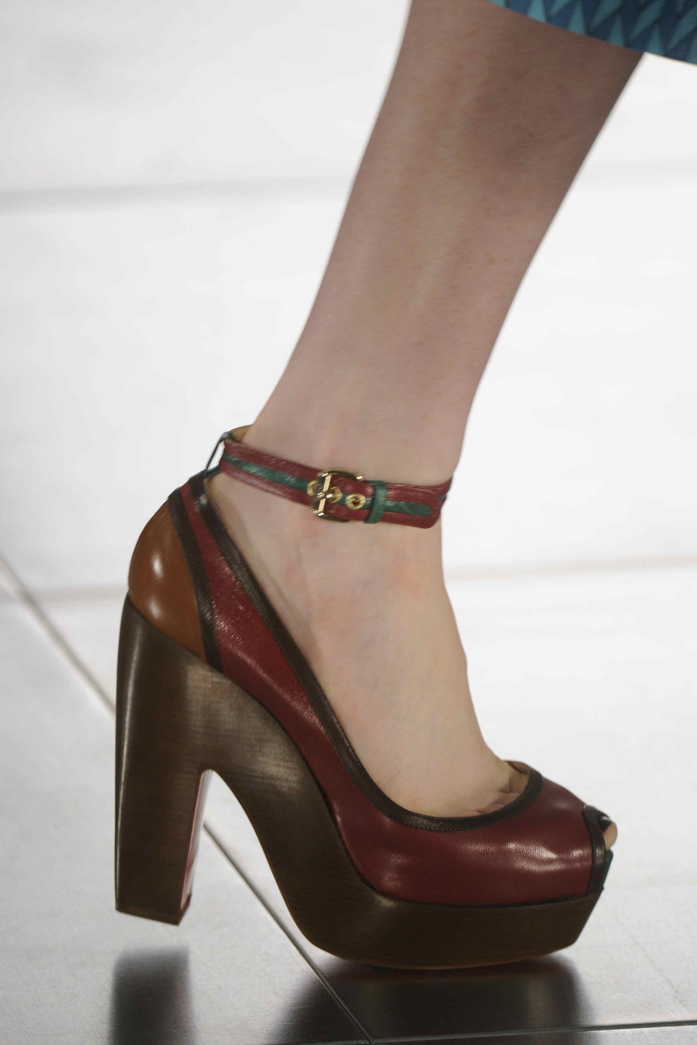 Jonathan Saunders 2011ﶬŮʿЬĸDƬ
