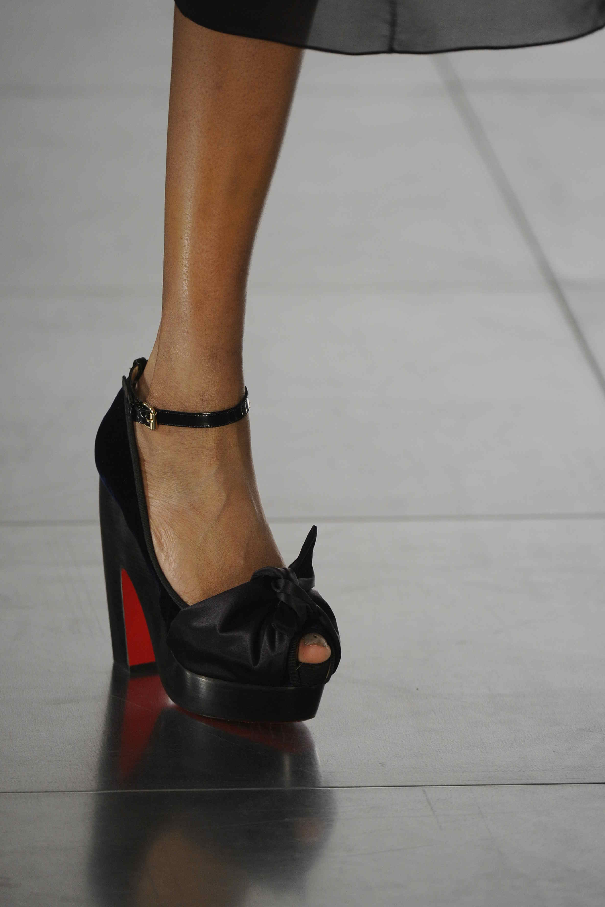 Jonathan Saunders 2011ﶬŮʿЬĸDƬ