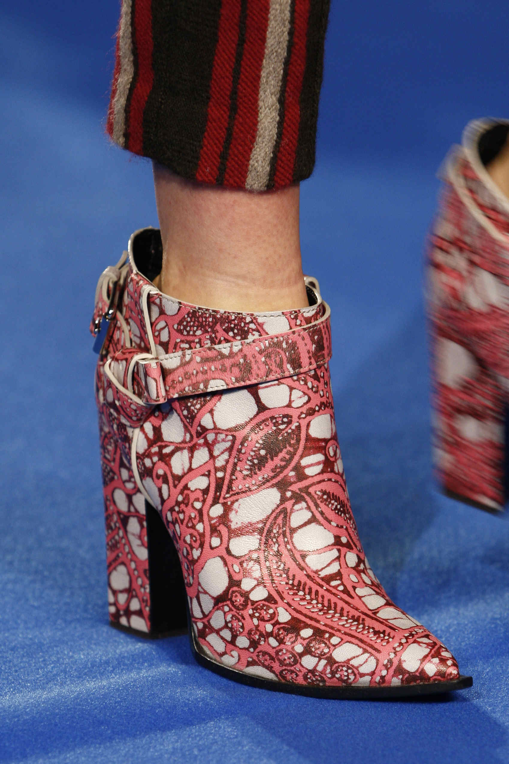 Thakoon 2011ﶬŮʿЬĸDƬ