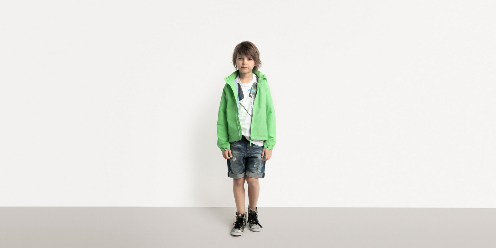 Zara trfyoungϵ2011ͯbLookbookDƬ