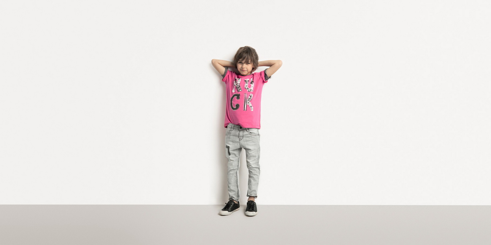 Zara trfyoungϵ2011ͯbLookbookDƬ