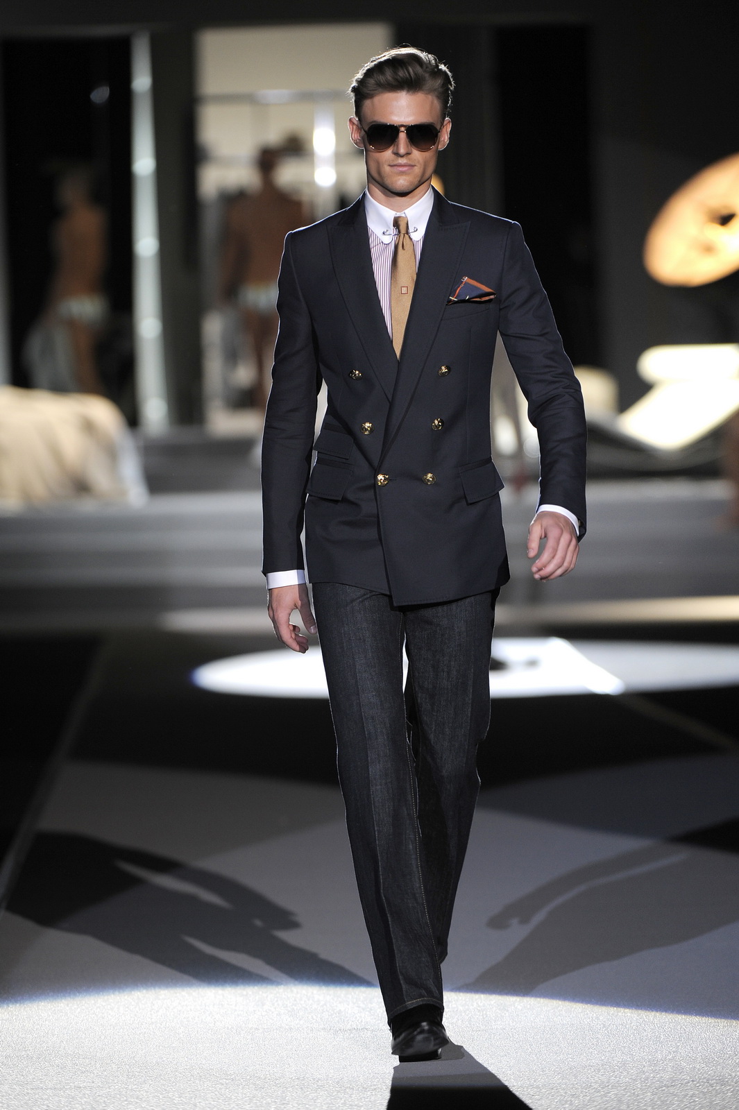 DSQUARED2 2011bDƬ