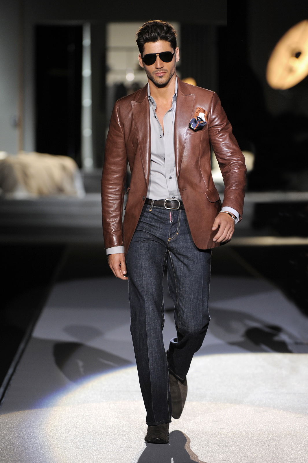 DSQUARED2 2011bDƬ