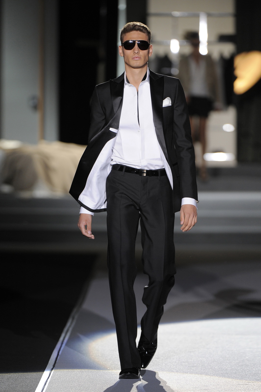 DSQUARED2 2011b(chng)DƬ