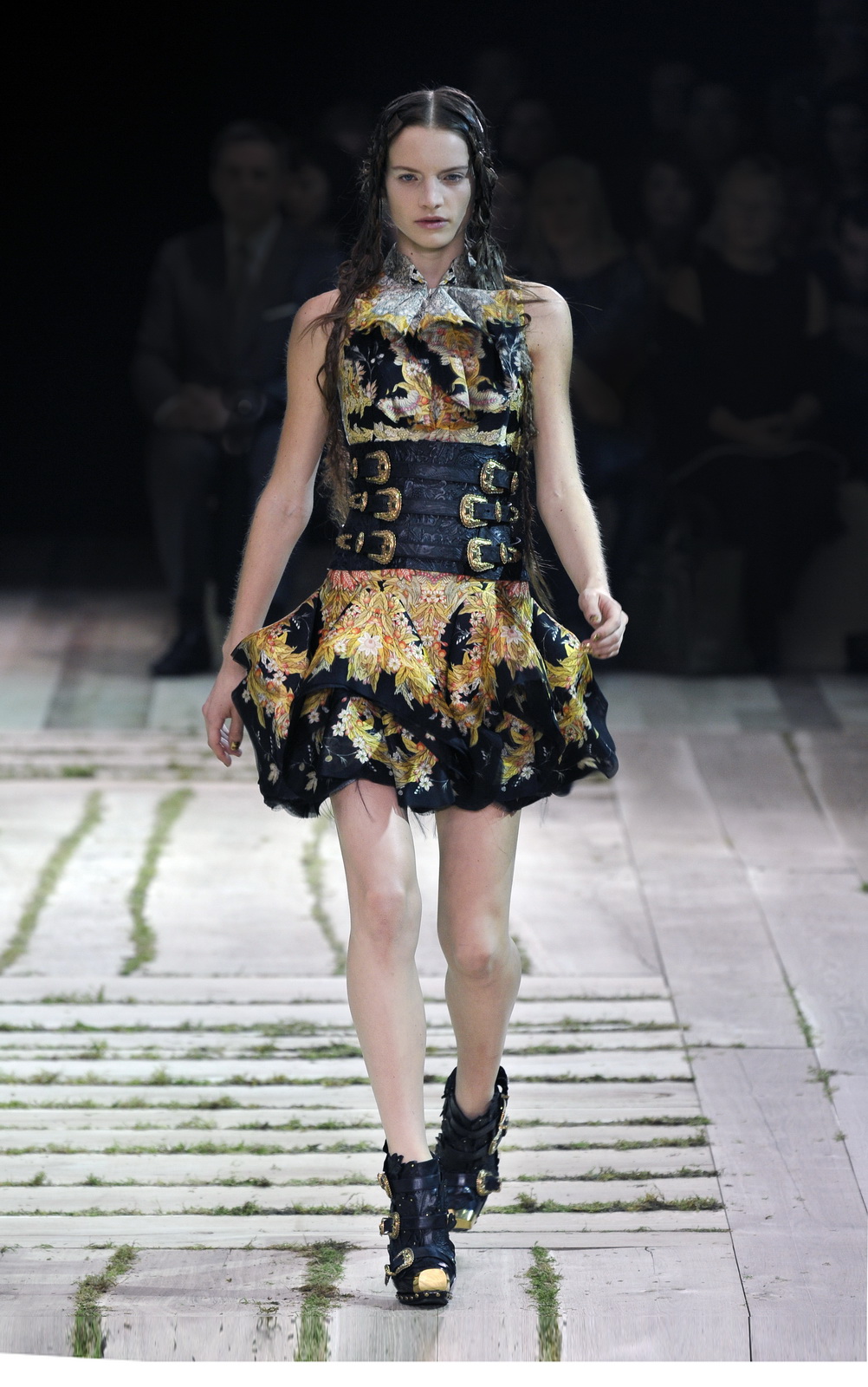 Alexander McQueen 11Ůb DƬ