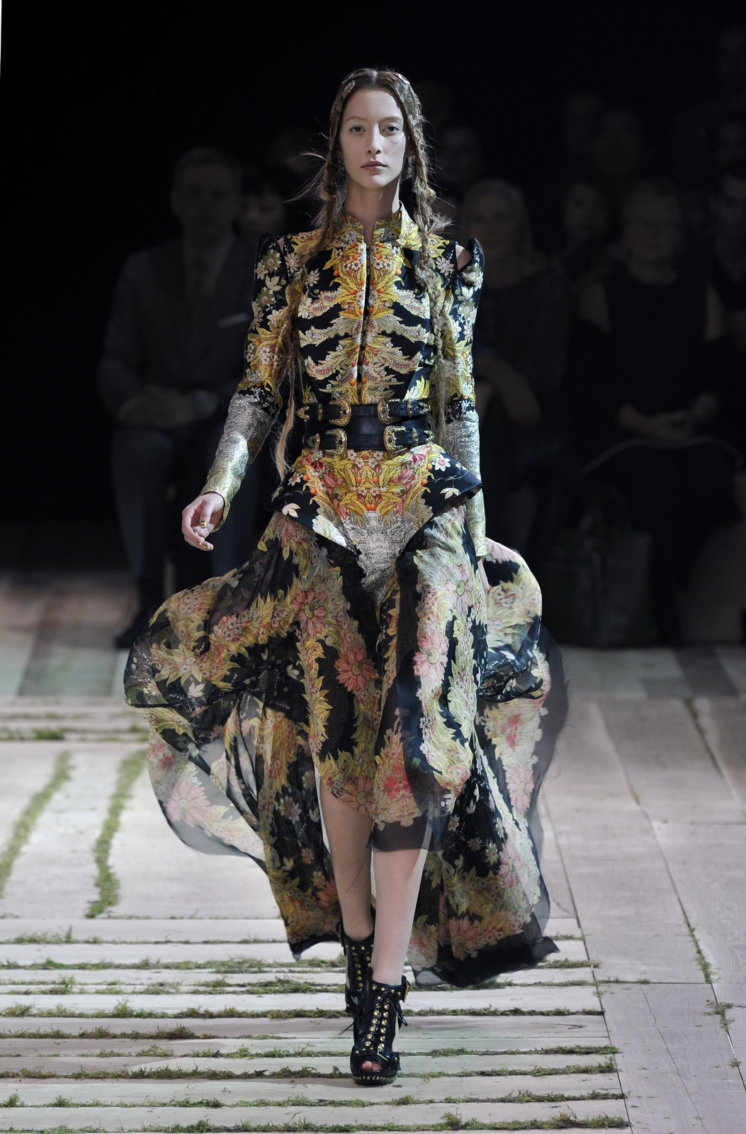 Alexander McQueen 11Ůb (chng)DƬ