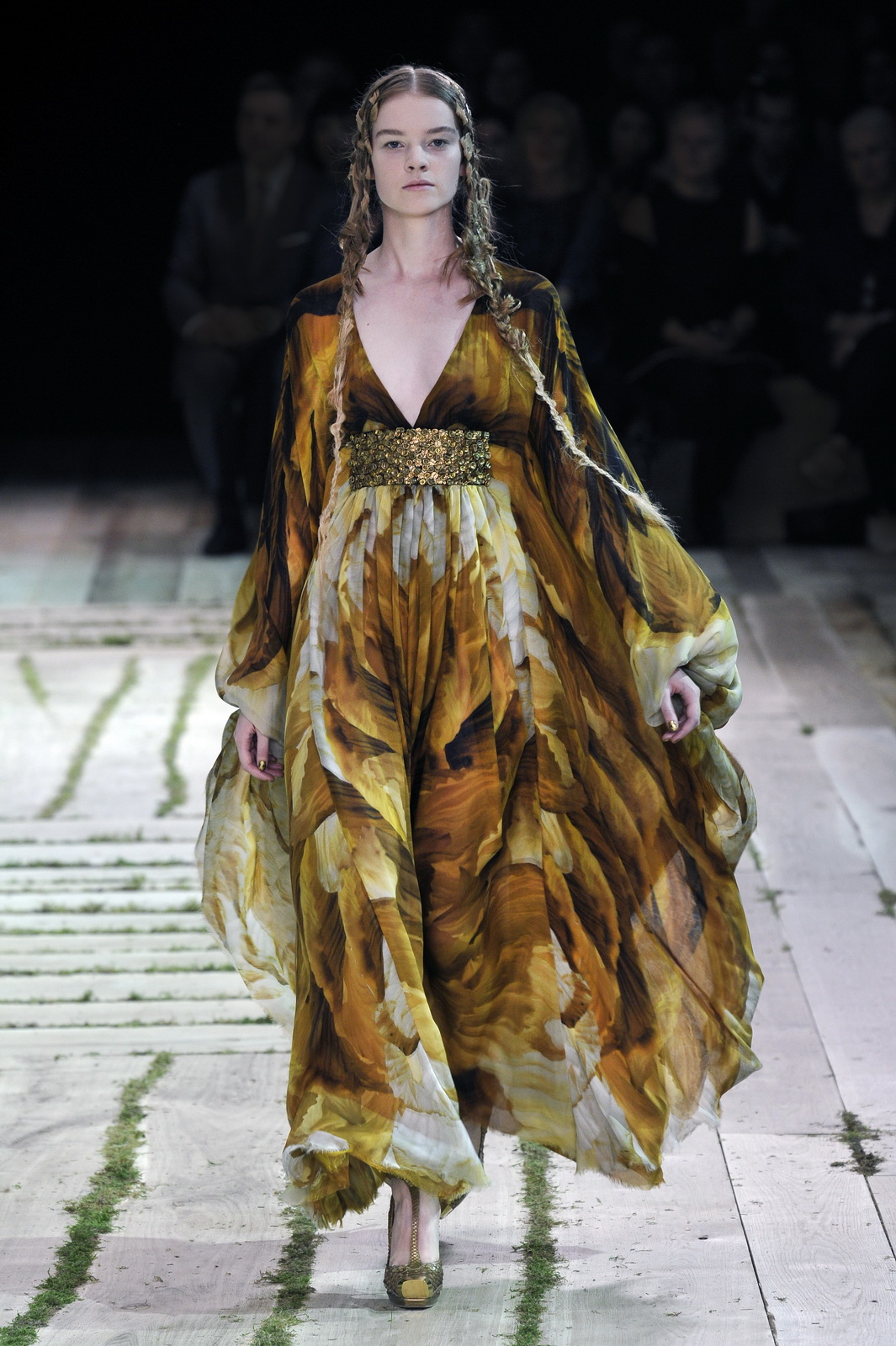 Alexander McQueen 11Ůb DƬ
