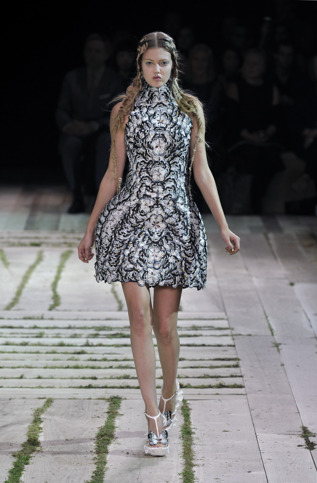 Alexander McQueen 11Ůb DƬ