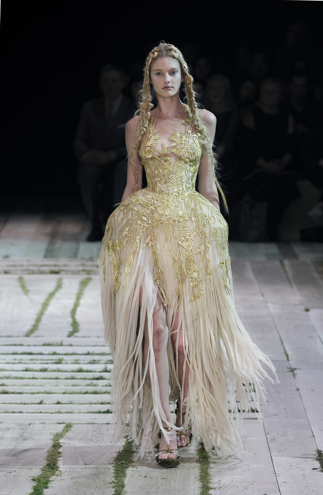 Alexander McQueen 11Ůb DƬ
