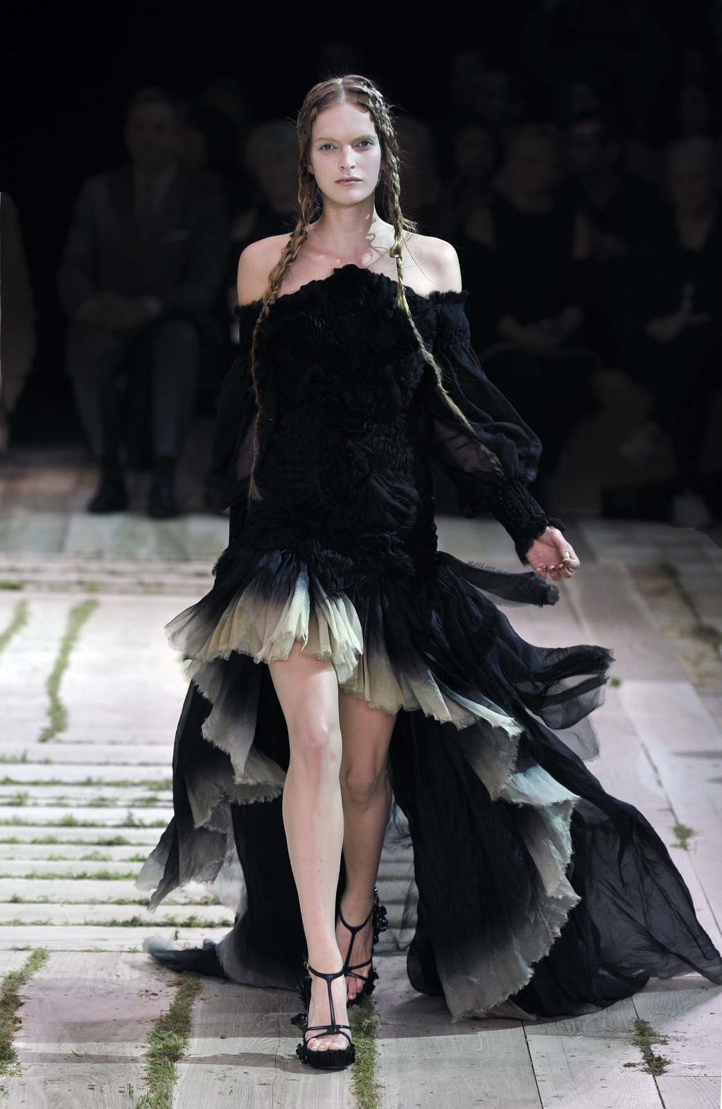 Alexander McQueen 11Ůb DƬ