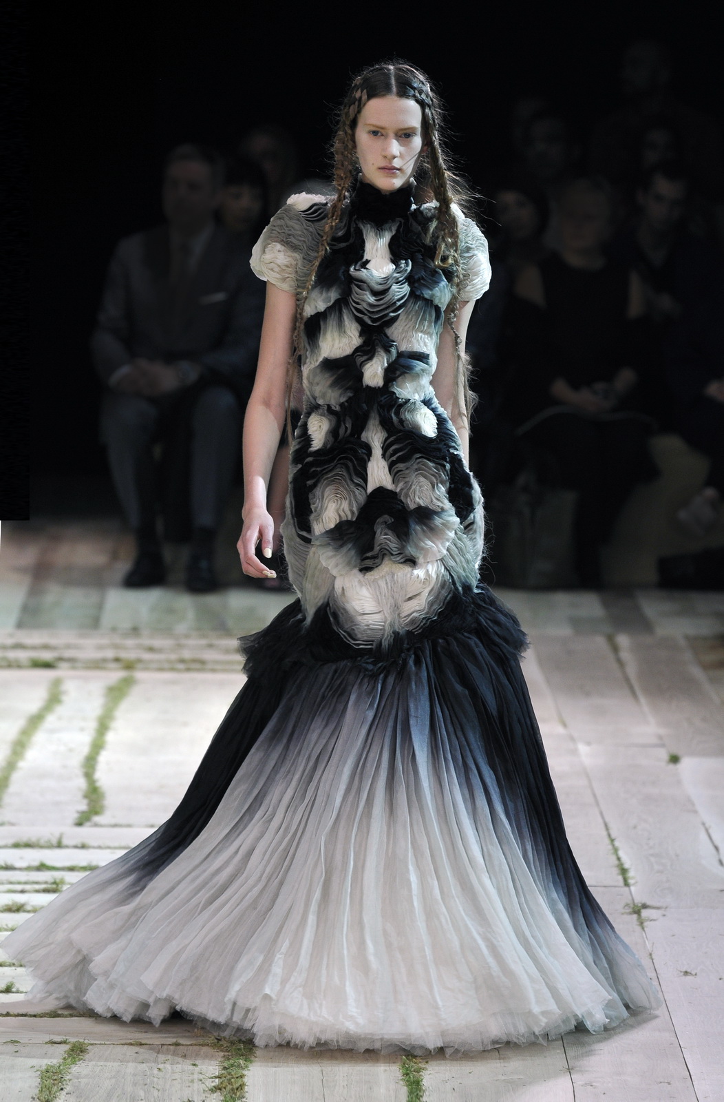 Alexander McQueen 11Ůb DƬ