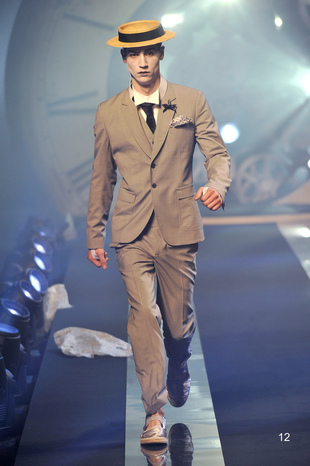 John Galliano 11b (chng)DƬ