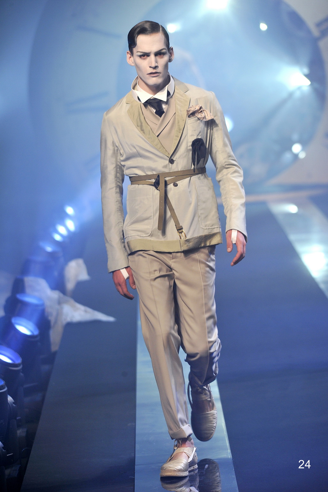 John Galliano 11b DƬ