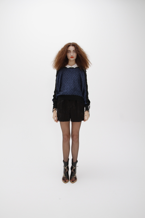 TOGA 11Ůb LookbookDƬ