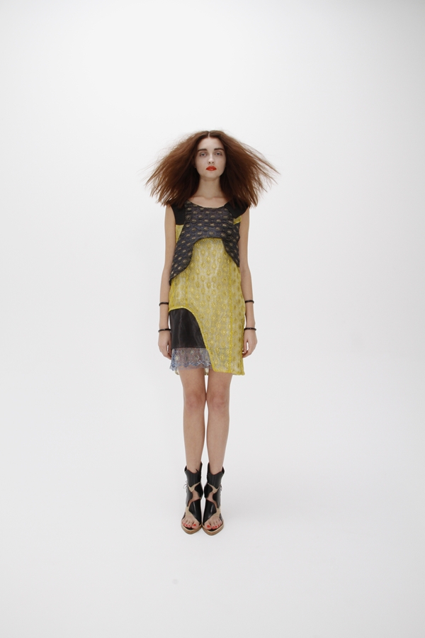 TOGA 11Ůb LookbookDƬ