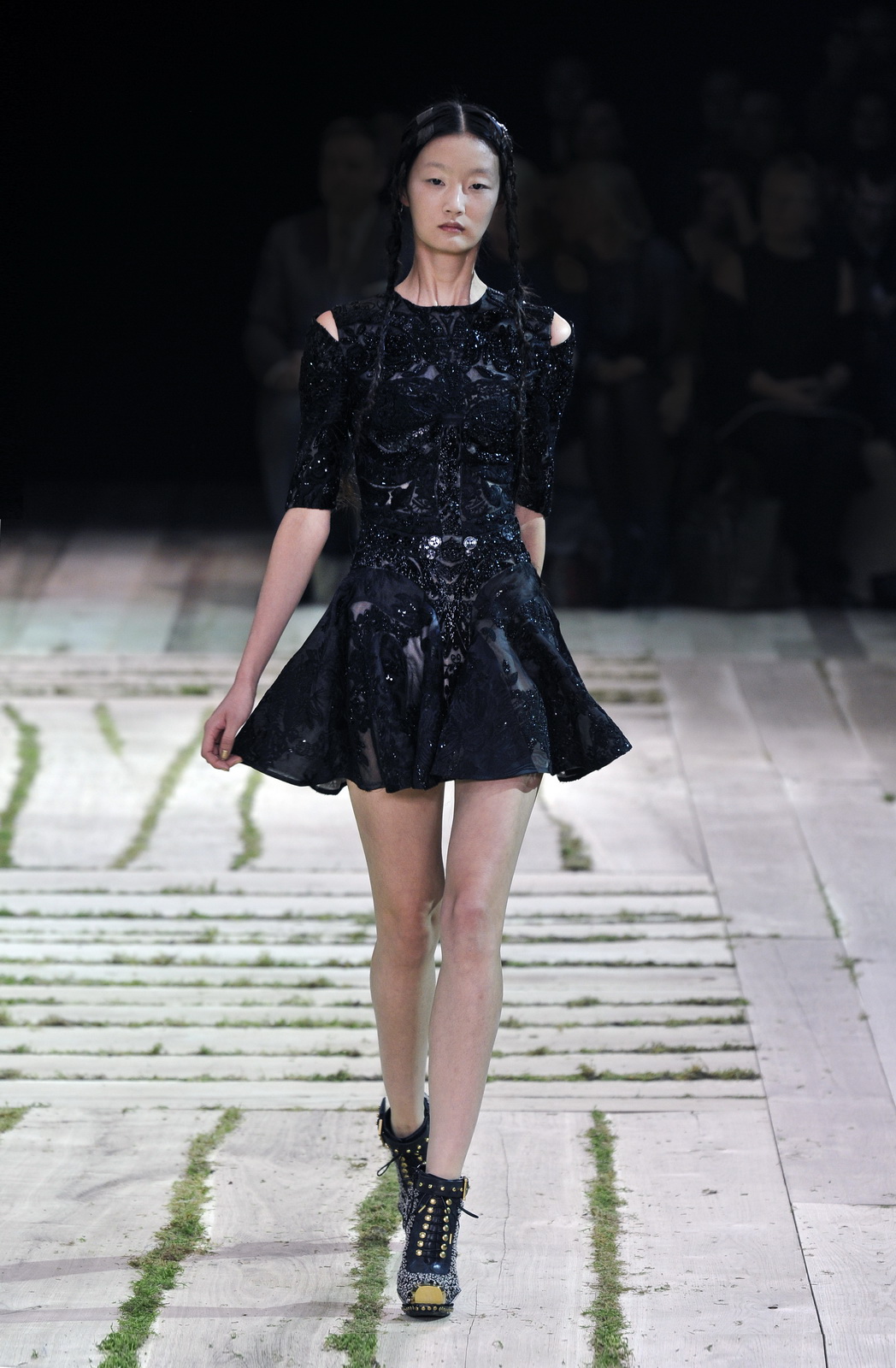 Alexander McQueen 11ŮbDƬ