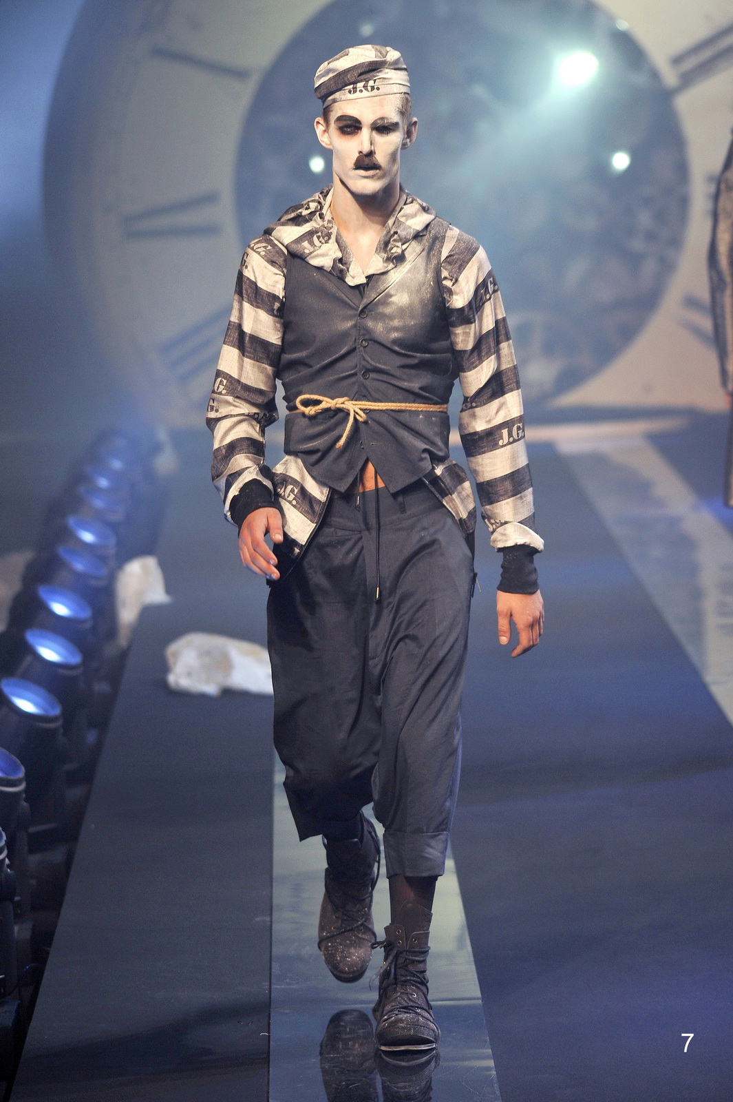 John Galliano 11bDƬ