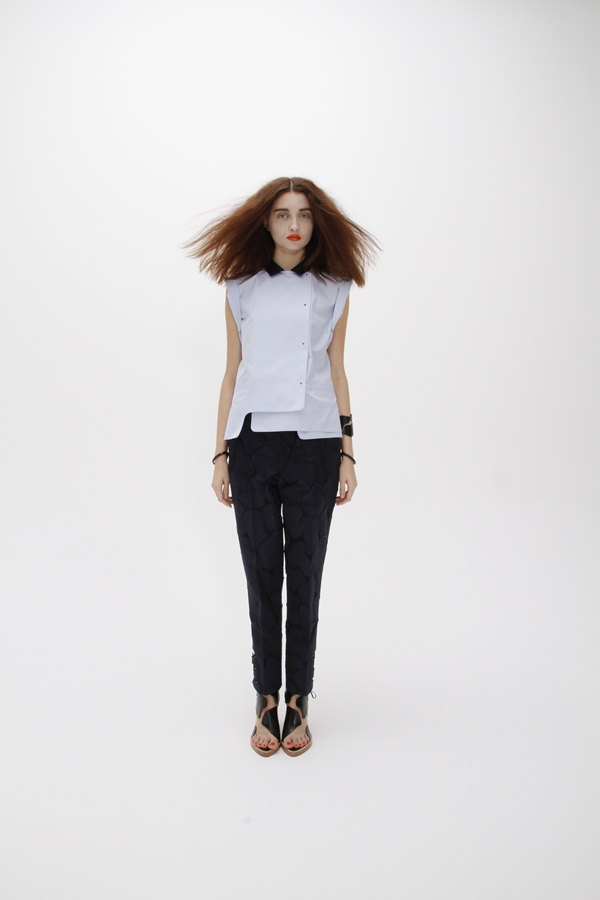 TOGA 11Ůb LookbookDƬ
