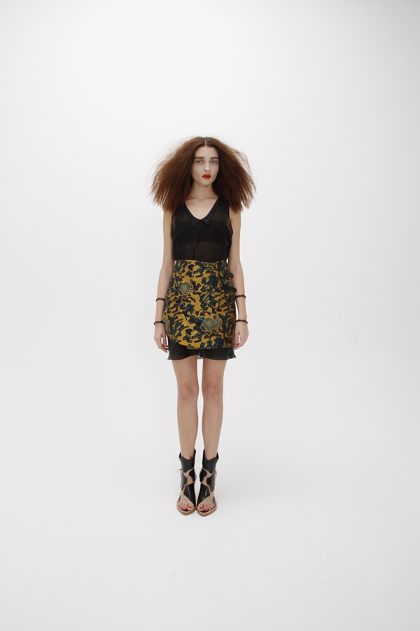 TOGA 11Ůb LookbookDƬ
