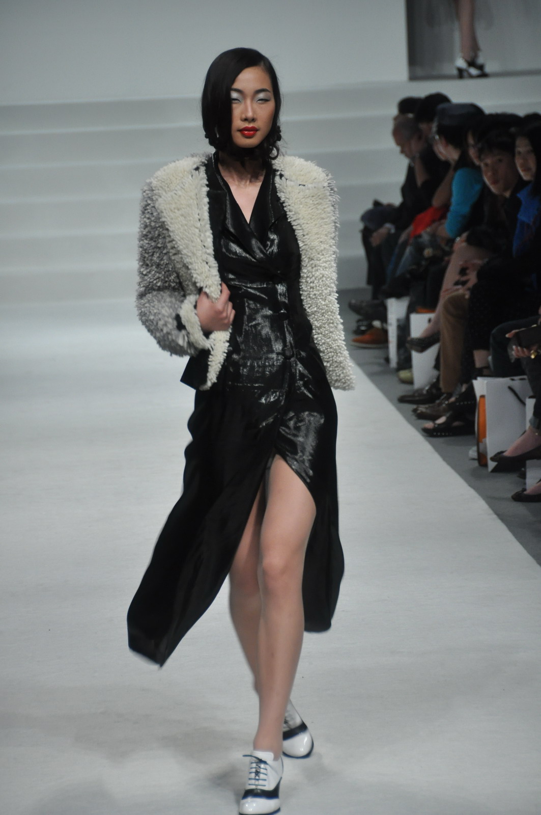HELEN LEE 2011ﶬDƬ